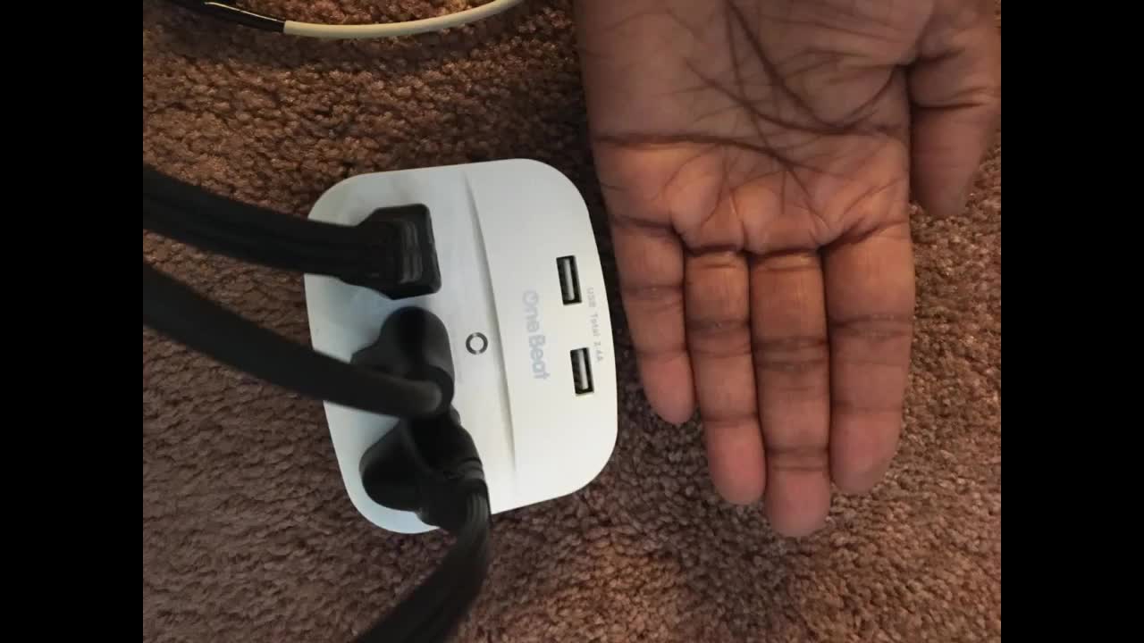 Review: 3-Outlet Surge Protector, Multi Plug Outlet Extender Power Strip with 2 USB Wall Charge...