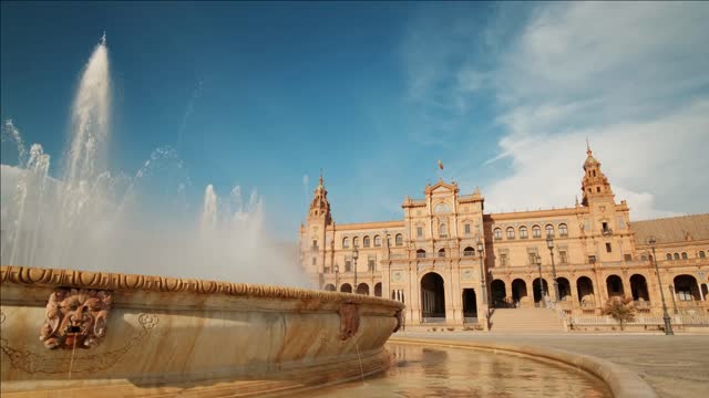 the fountain of plaza de espana in seville spain