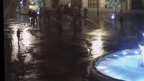 Начало конфликта на набережной в Сухуми между депутатами и главой МВД Абхазии - 30.09.2021