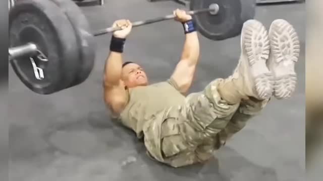 Rumble/ Video Best Army training. Build muscle