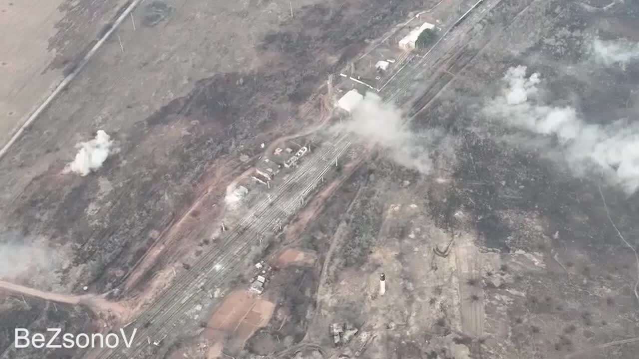 Russian & Allied Artillery Hammering Ukrainian Fortifications & Equipment In The Gorlovsky Direction