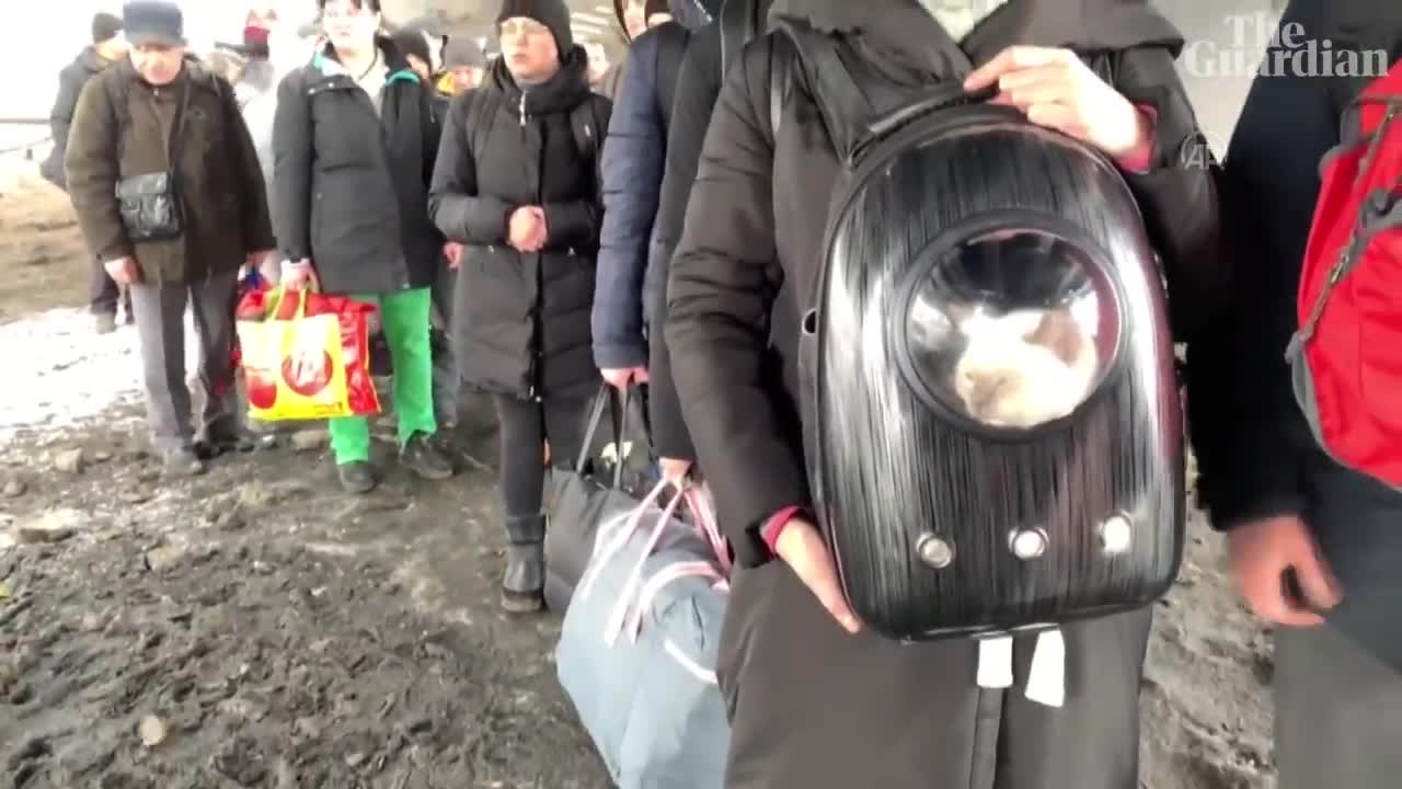 Ukraine_ people flee as humanitarian corridor opened to escape Russian onslaught