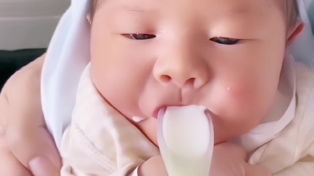 Capturing Precious Moments: Our Newborn's First Feeding Adventure 🍼👶 #BabyMilestones"