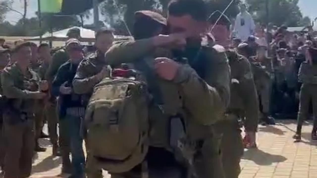 *IDF:* Ceremony of awarding the beret to Golani soldiers ❤️🇮🇱