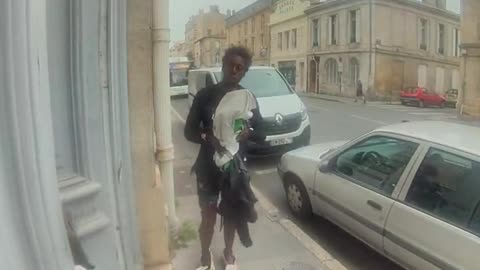Bordeaux, France, keep your children safe