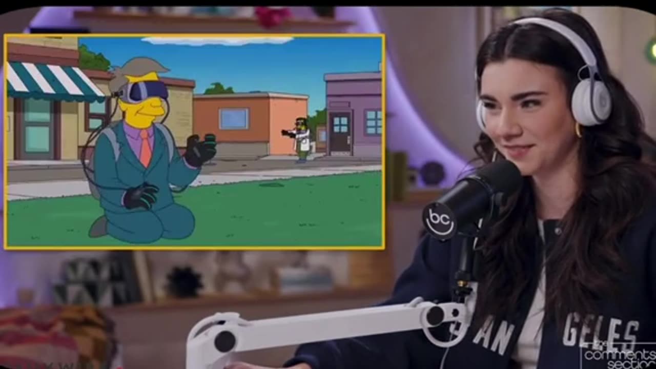 THE SIMPSONS PREDICTED THE APPLE VERSION PRO
