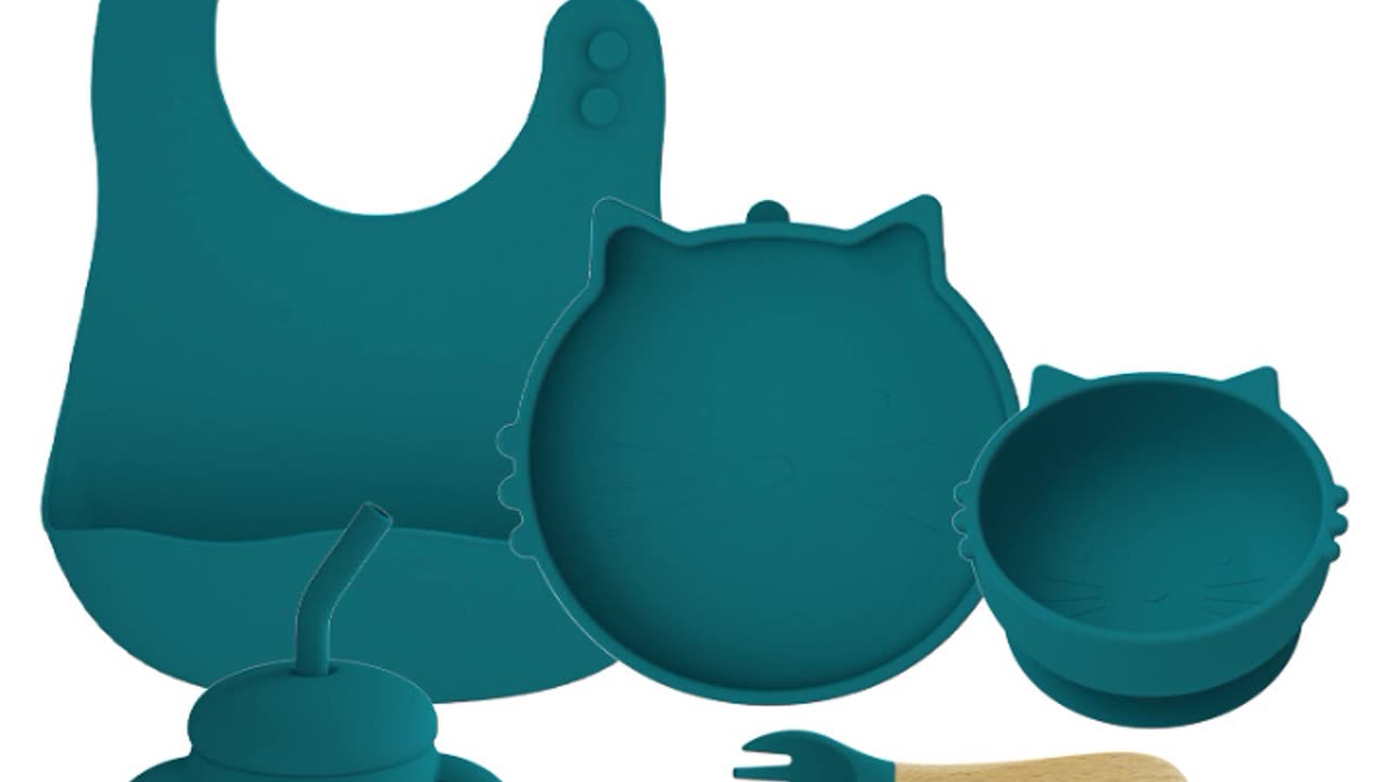 Customized Silicone tableware set for kids Best training kits for infant toddlers