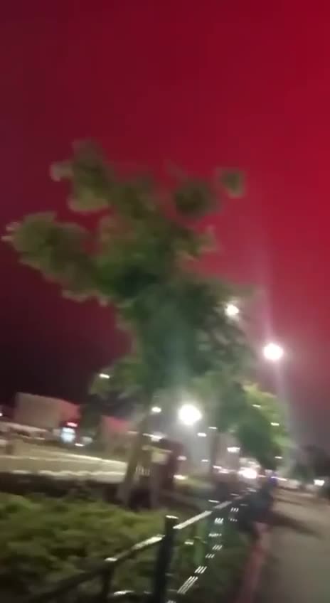 In China the sky turned red.