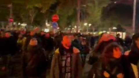 A large group of #antifa & their comrades gather to try & shut dow