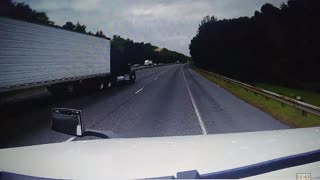 Semi Performs Accidental PIT Manoeuvre on Prius
