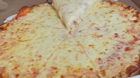 Cheese pizza