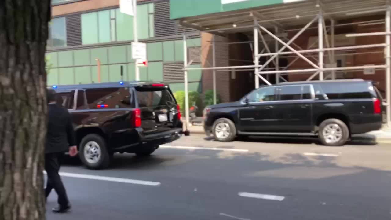 “VicE pRes!DeNt” Harris gets cussed at leaving event with NYC Mayor 28th July