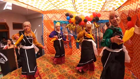 Indian Culture Dance Uttrakhand dress