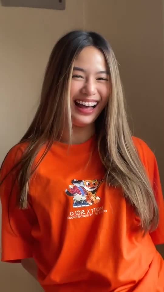 Beautiful and Sexy Girls Dancing Tiktok Video #28