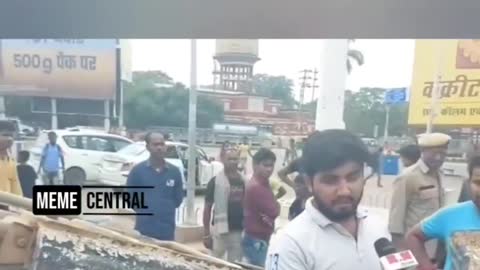 Agnipath ki vajah se gaadi jalayi