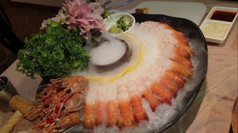 Let's try fresh red-banded lobster.