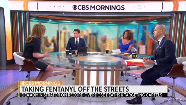 L'amministratore della DEA Drug Enforcement Administration registra le morti per overdose di fentanil e come i cartelli prendono di mira gli americani.Le overdose di droga a livello nazionale hanno raggiunto livelli record a causa del fentanil