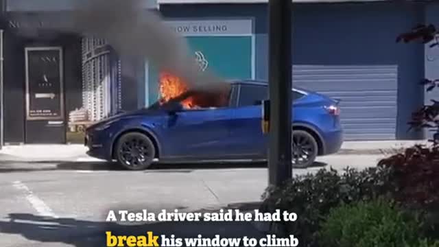 Electric Car DEATH TRAP: Tesla Shuts Down, Catches Fire And Traps Driver Inside