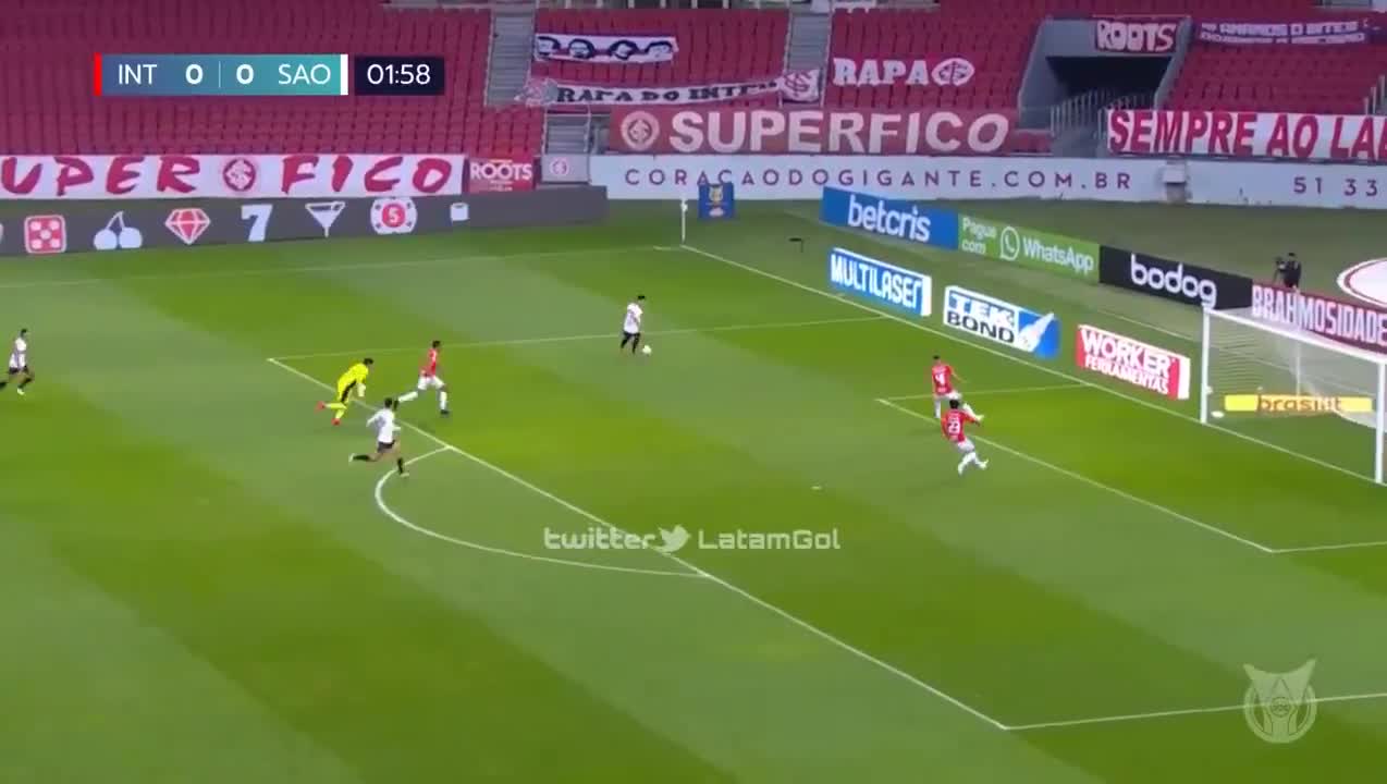 Gol de Emiliano Rigoni de Sao Paulo