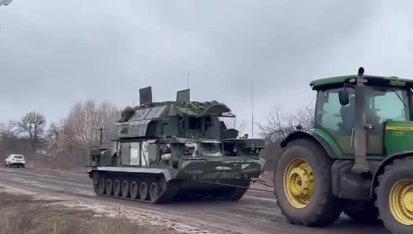 Villagers squeezed TOR-M2 out of the hands of the occupiers of the Russian Federation