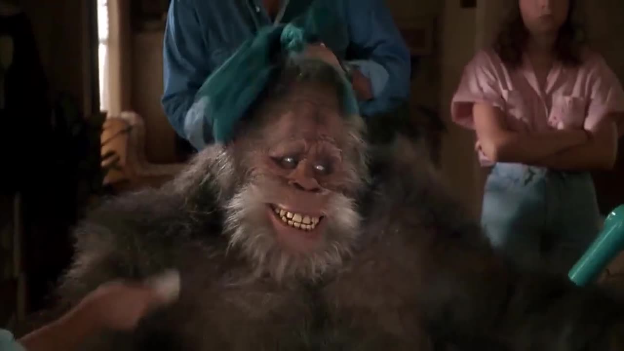 Harry and the Hendersons (1987)