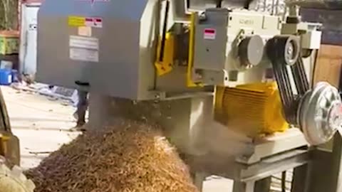 Wood Processing Shredder Machine