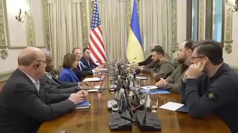 Adam Schiff, Nancy Pelosi in Ucraina