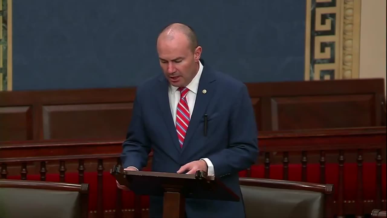 Sen. Mike Lee Brings Business to a Halt in US Senate