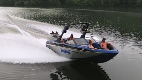 Malibu 23 LSV