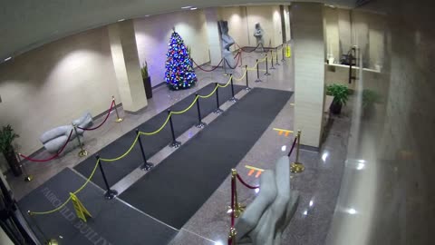 8002FCOB01MainLobby_2021-01-06_05h40min00s670ms.mp4