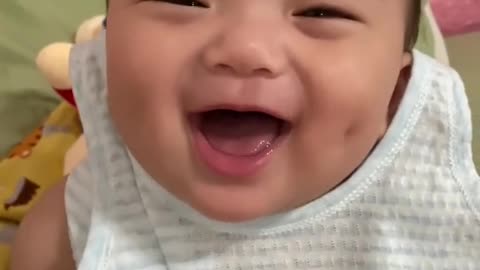 Baby smile funny