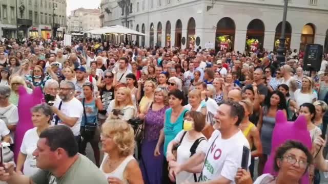 Crowd Yells Liberta During Massive Protests in Trieste, Italy 7-24-21