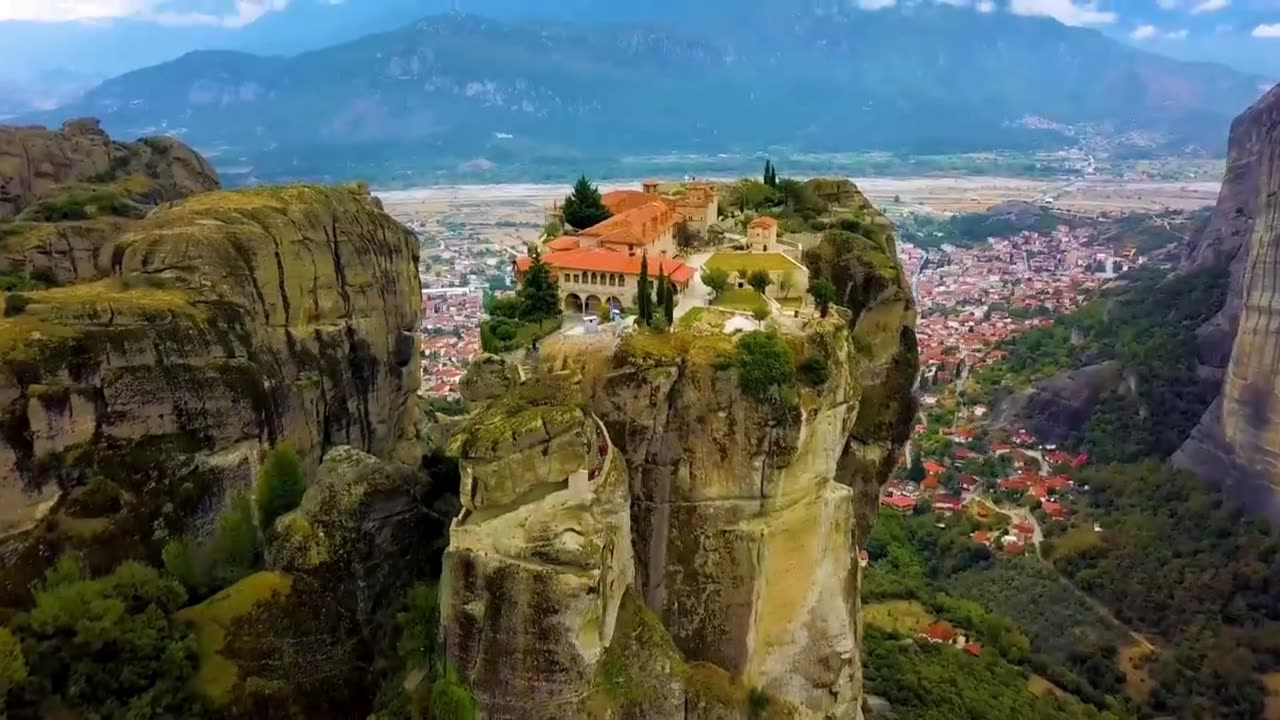 Meteora's Natural Grandeur: Exploring Greece's Enchanted Landscapes