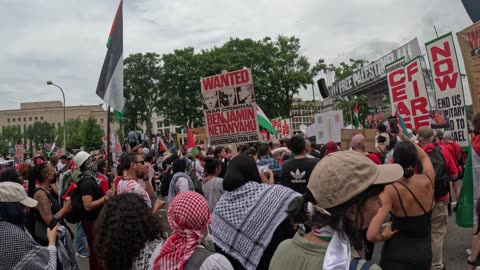 "DOCTORS AGAINST GENOCIDE" at the protest "ARREST NETANYAHU" in Washington, DC.