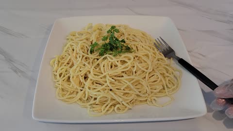 Making spaghetti with cheese- ፓስታ ከችዝ ጋር አሰራር.