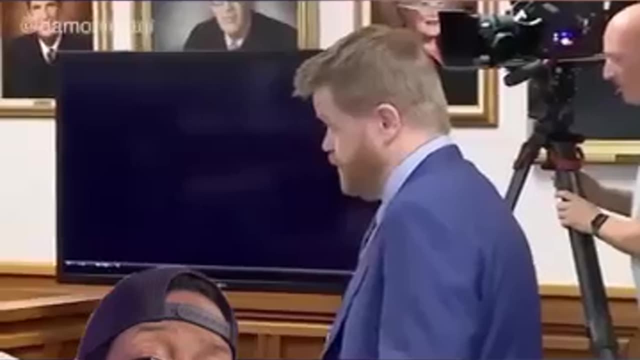 ALEX JONES UNDER CROSS ...LFRFAMILY..