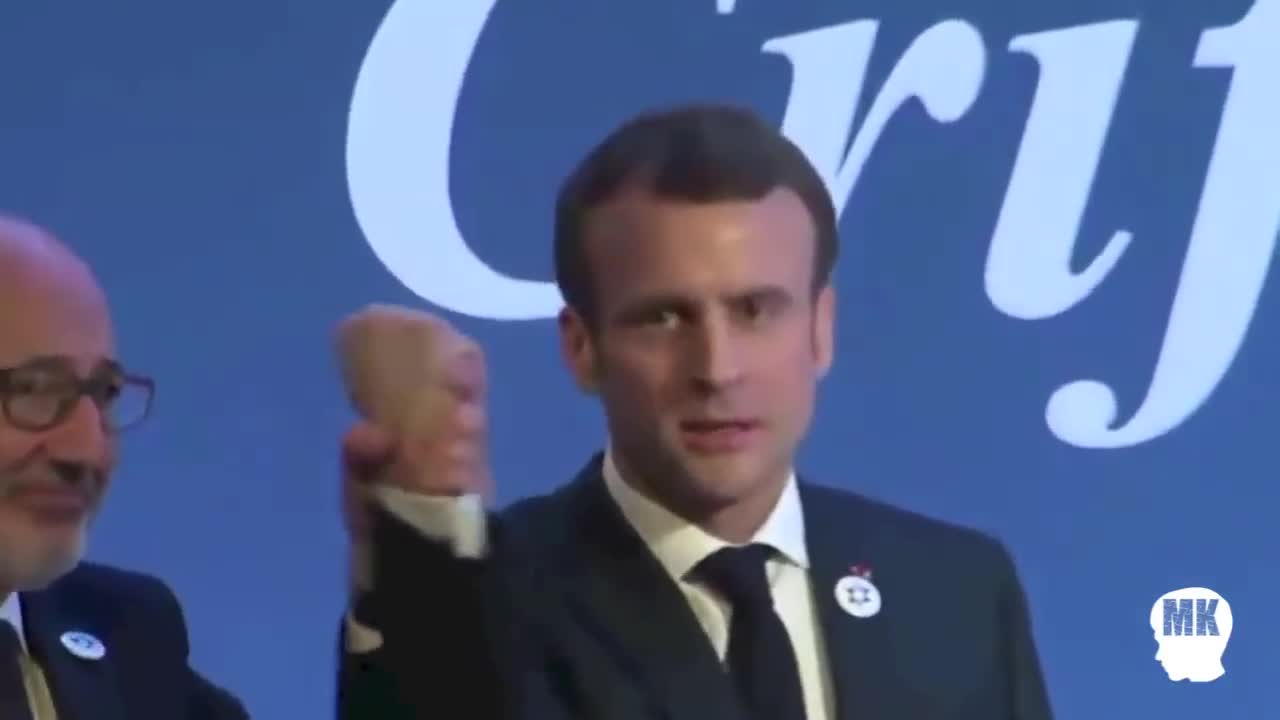 EMMANUEL MACRON EST UNE MARIONNETTE (RETOUR SUR UNE VIDÉO SCANDALEUSE)