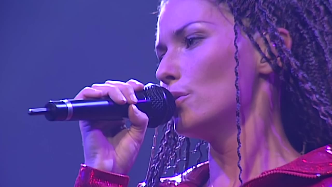 Shania Twain - From This Moment On (Live Dallas 1998) (Upscaled)