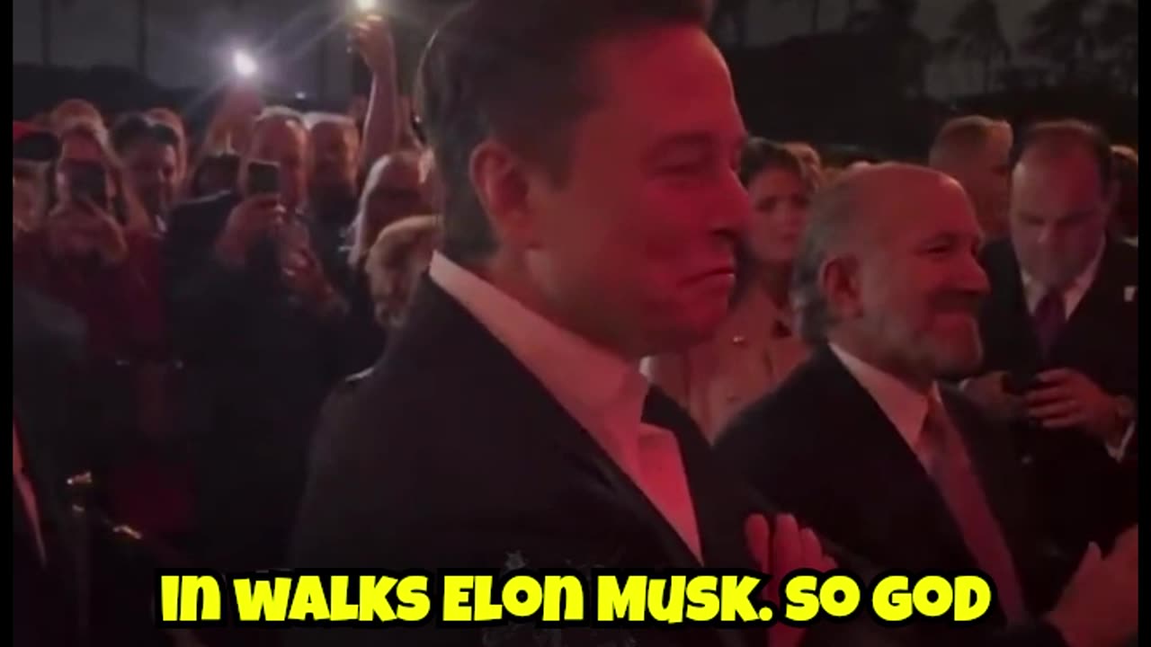 Speaker at Mar-a-Lago “Where is the George Soros of the Right?” Elon Musk Raises hand