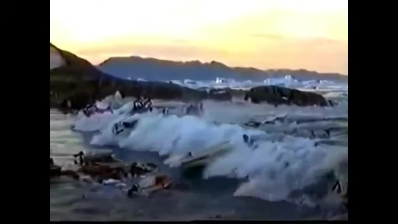 VÍDEOS DE TSUNAMIS REAIS FILMADOS POR CAMERAS!!!FÚRIA DA NATUREZA.😲😲