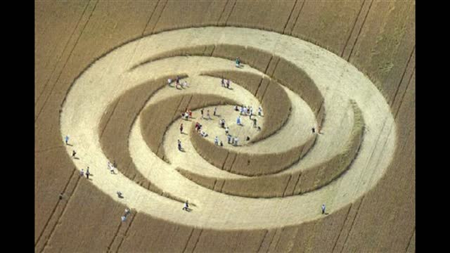 CROP CIRCLES