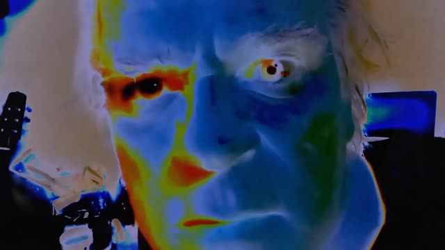 Ian Craig - Fritter (The 'Life's a Circus version Starring Caractacus Potts From Hell')