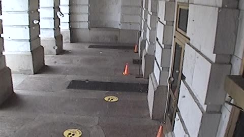 3210LHOB01MainEntranceExterior_2021-01-06_12h01min22s997ms.mp4