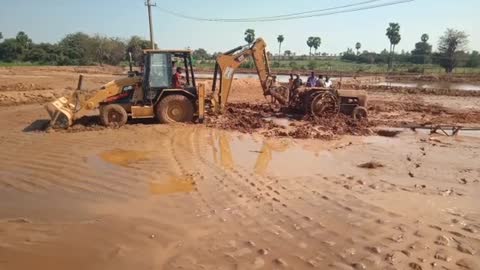 Agriculture JCP Tractor Taking