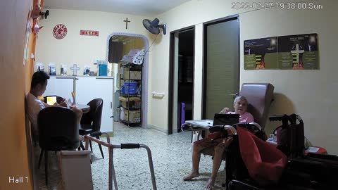 hallfront night 20220227