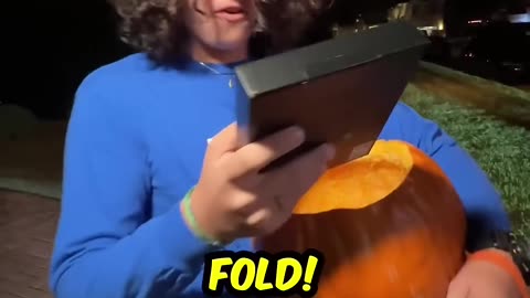 Hidden 10000000 in pumpkin 😎😎