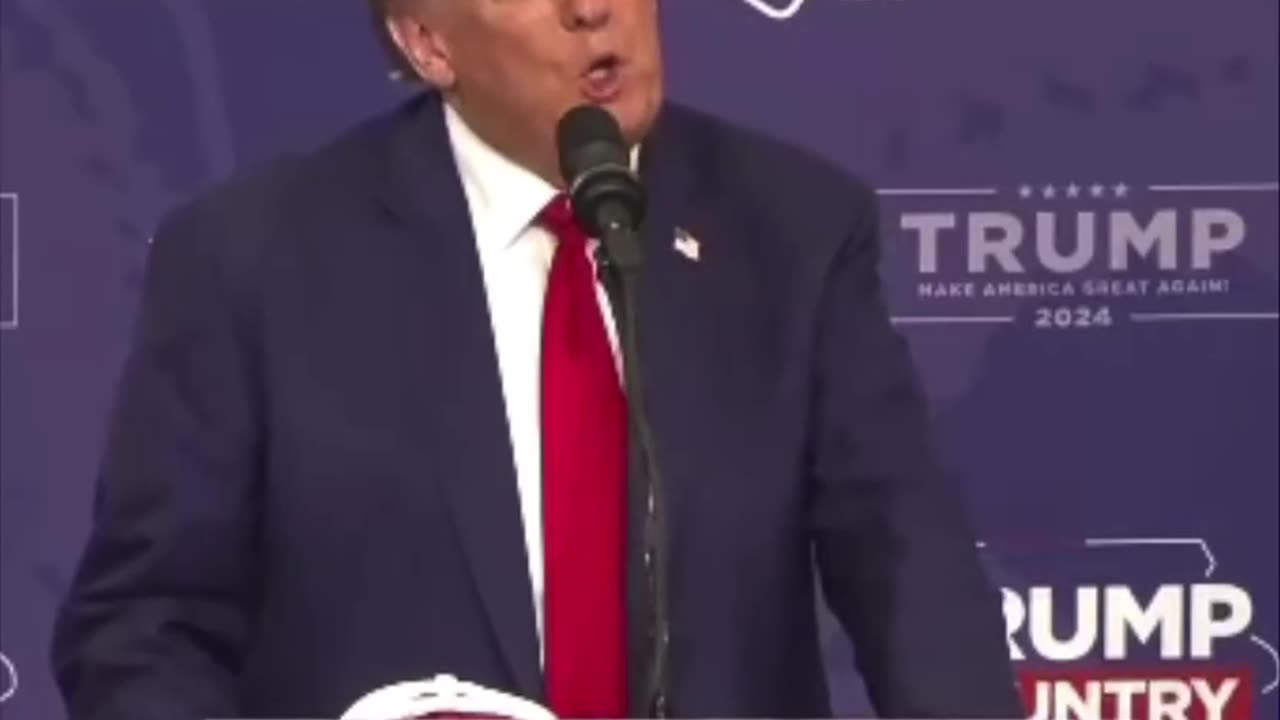 Patriot Can't Contain Himself in IOWA - Yells Out "We Love You."