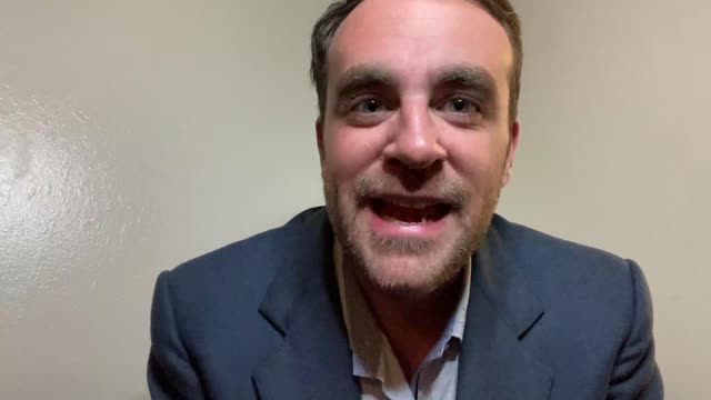 Nudism, Pelosi, and will I Get Back on Twitter?