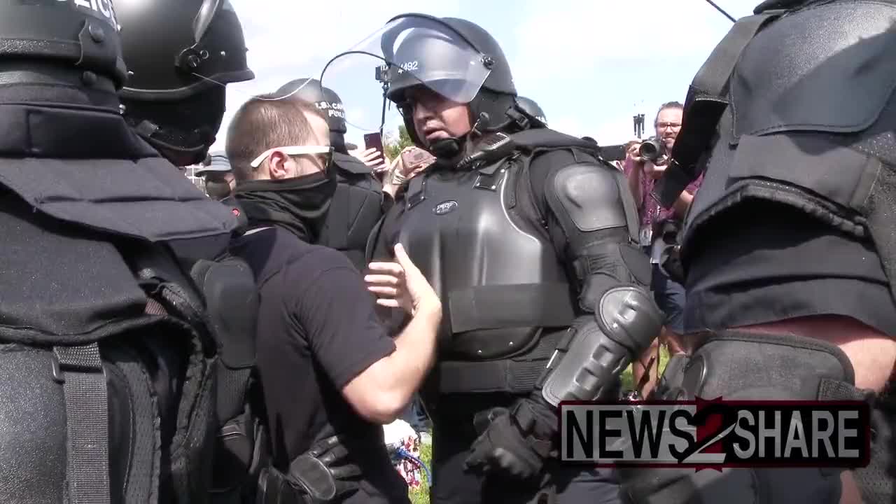 Armed Man at Justice for J6 Rally Turns Out to Be Undercover FBI Agent