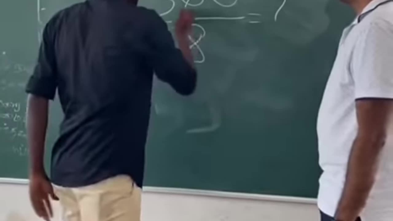 Ye kar de dekhav 😀😂😂😂